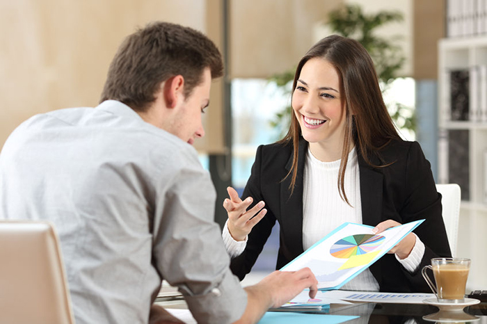 woman-giving-great-customer-service